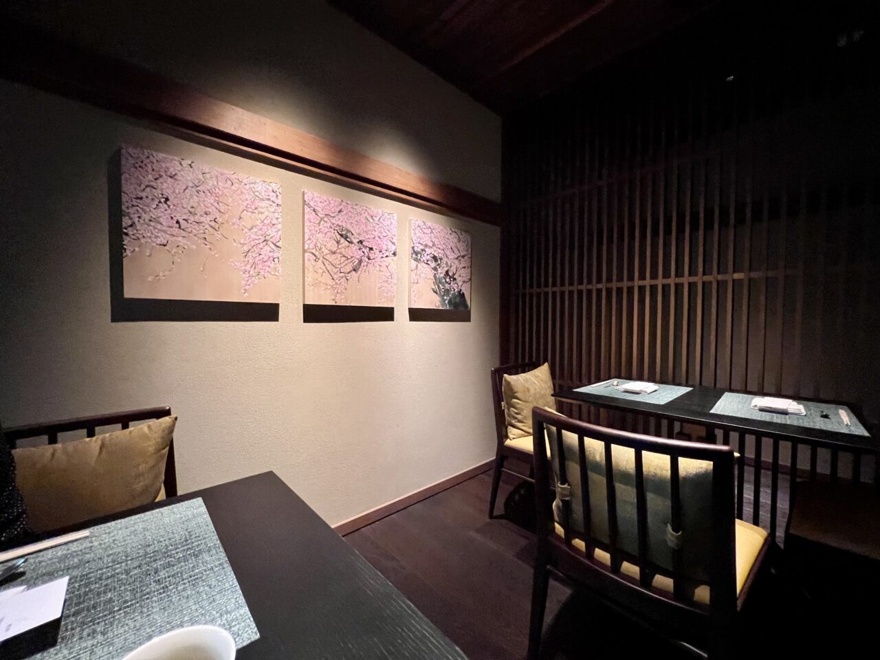 紫翠ラグジュアリーコレクションホテル奈良の朝食「翠葉」の半個室