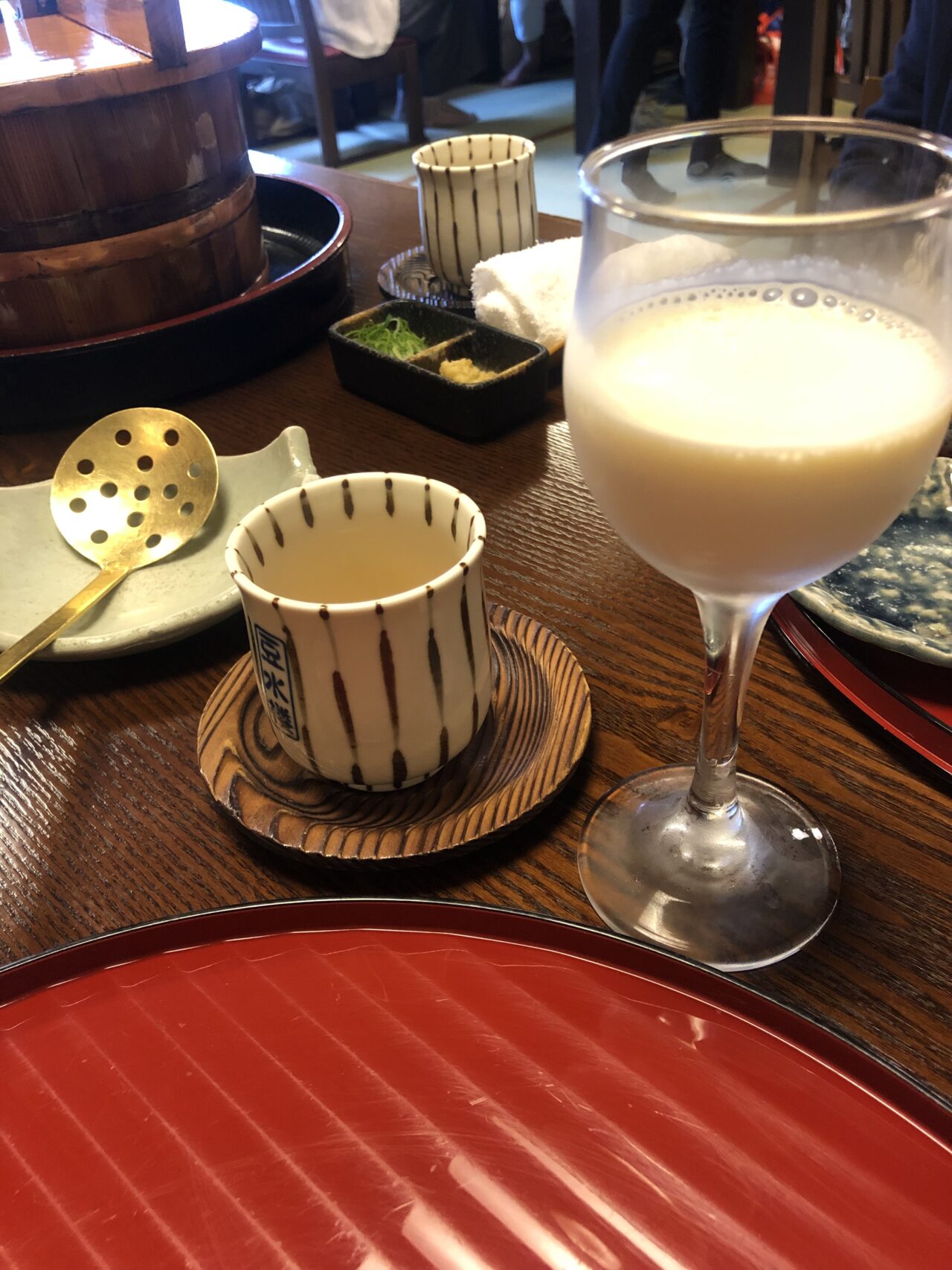 】名物おぼろ湯豆腐が食べ放題！京都の豆腐料理専門店「豆水楼」の豆乳