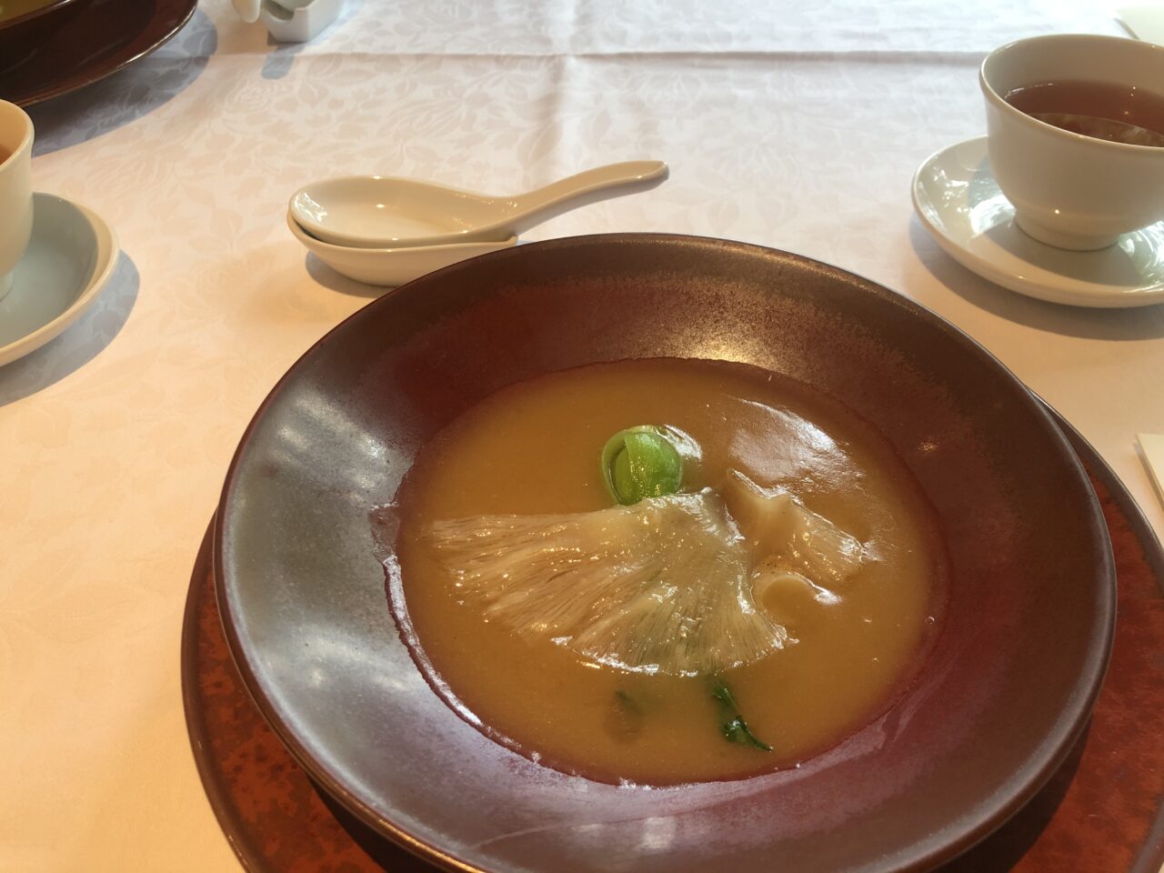 リーガロイヤルホテル東京の中国料理「皇家龍鳳」のランチコースメニュー