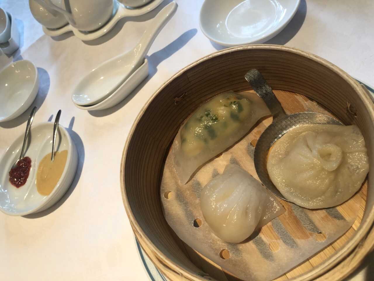 リーガロイヤルホテル東京の中国料理「皇家龍鳳」のランチコースメニュー