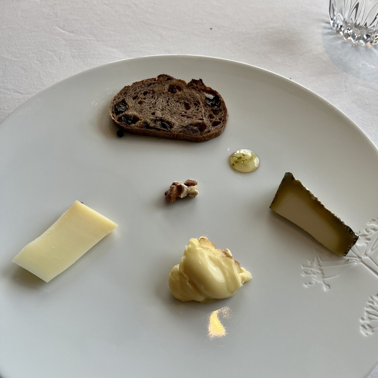 おすすめのチーズ3種。ドミニク・ブシェ・キョウト・ル・レストランののlunch heritageコース