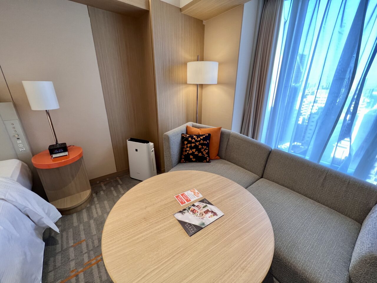 シェラトン都ホテル大阪の客室【プレミアムフロアデラックスツイン12階】