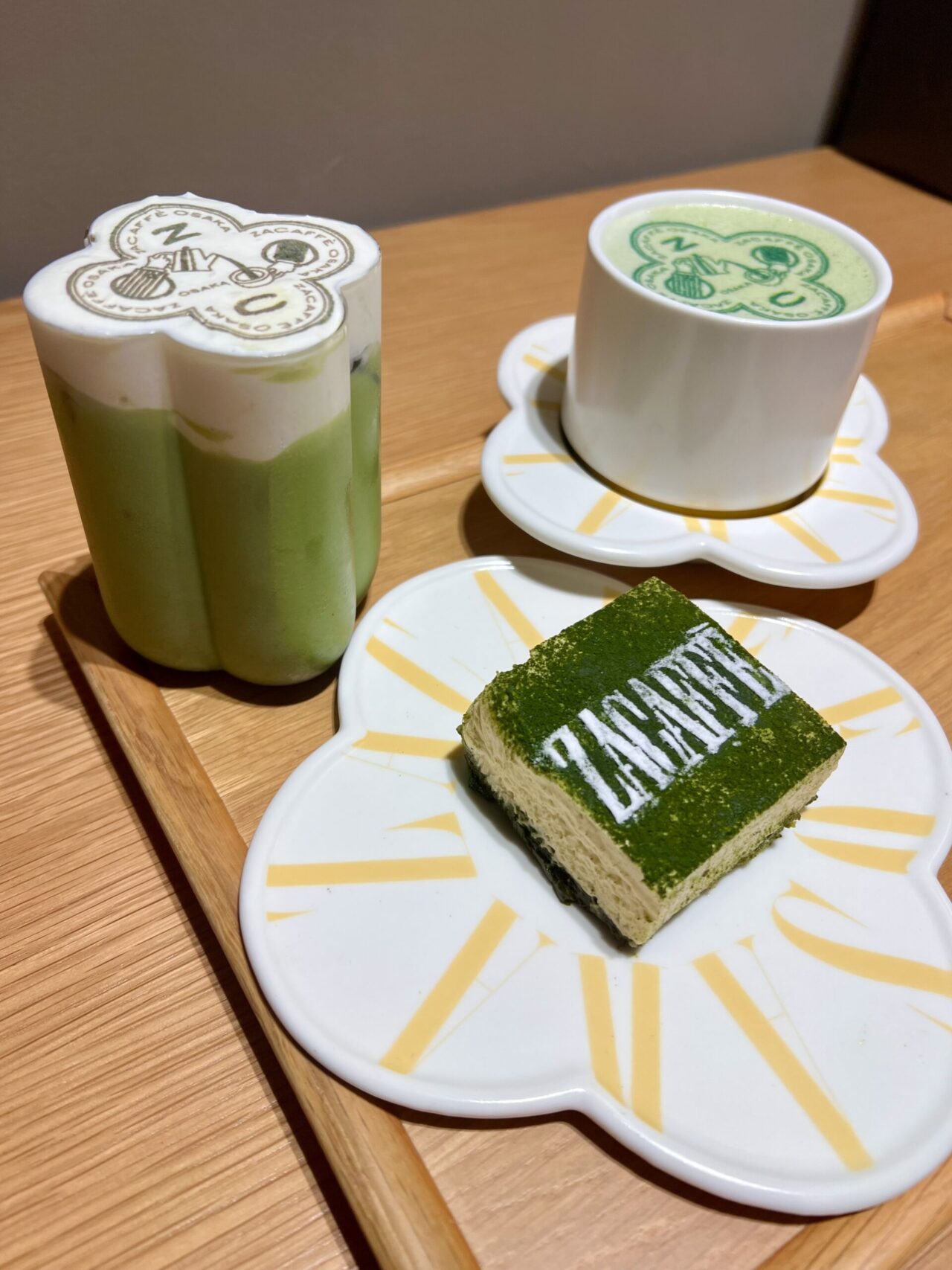 世界で5店舗。日本初上陸のZARAのカフェ「zacaffe」のフードメニュー。抹茶ティラミスと抹茶ラテ